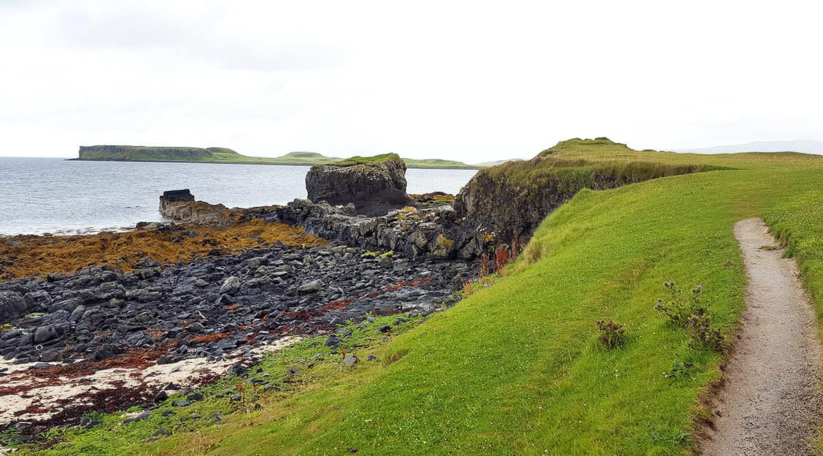 Wanderung an der Kste entlang zum Coral Beach - Isle of Skye, Schottland